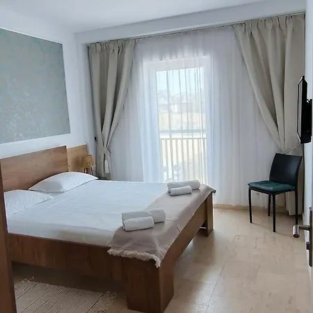 公寓 Coral Mamaia Nord 那沃达利