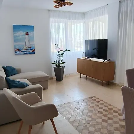 Coral Mamaia Nord Apartmán *